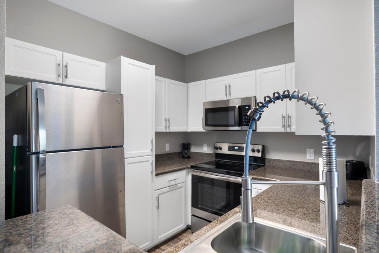 Luxury Mountain View 2Br With Balcony Located In Scottsdale Exterior photo